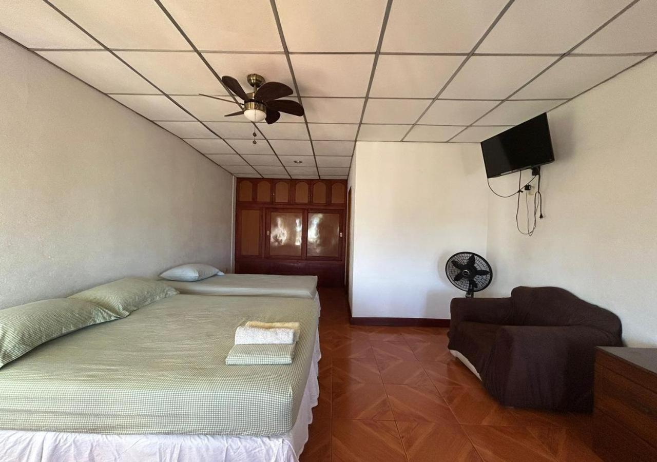 Casa Robles - Your Stay Near Airport Managua Kültér fotó